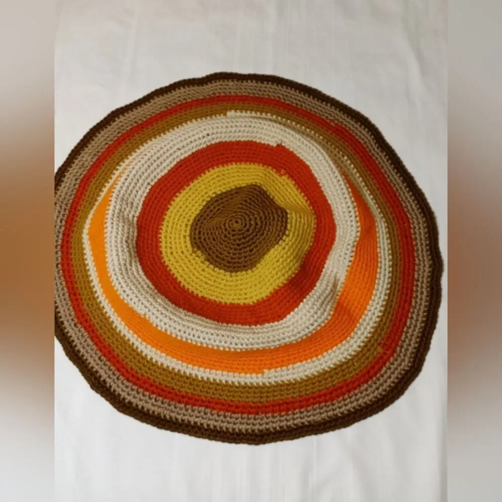 Vtg circle throw